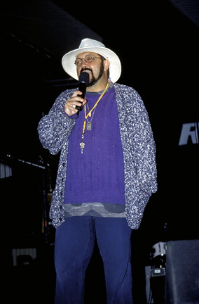 img0023.jpg (44285 bytes)