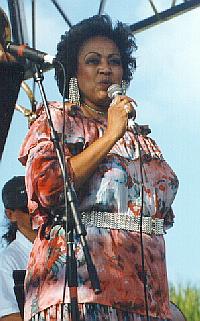 Linda Cole