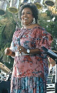 Linda Cole
